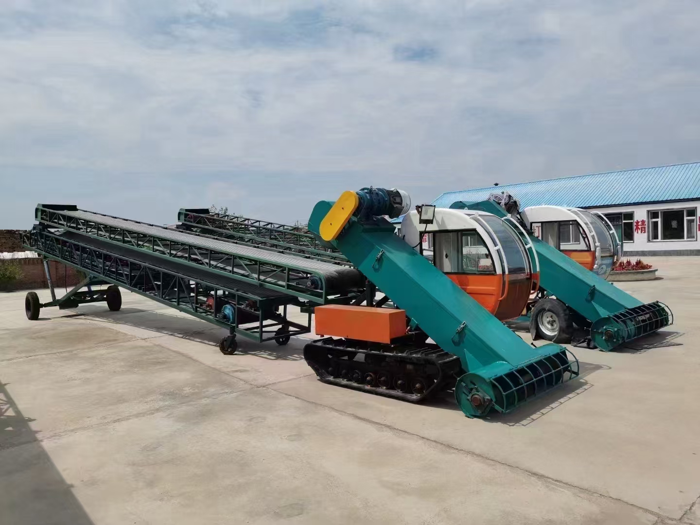 履帶式裝車扒谷機